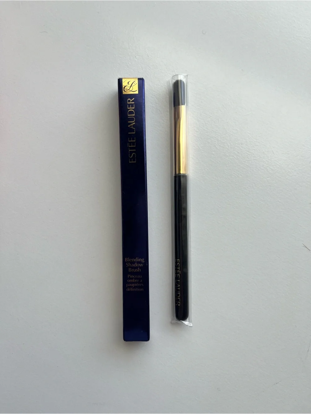 🆕 Estee Lauder eyeshadow contour brush
